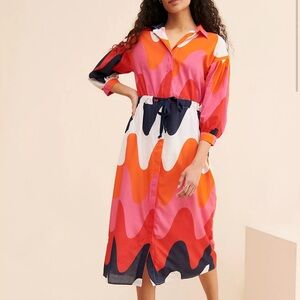 VILAGALLO MULTI COLOR WAVE PRINT DRESS
SIZE 14